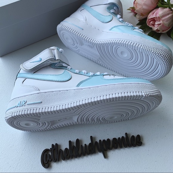 Nike Custom Painted Air Force 1 Mid - Powder Blue - Picture 12 of 13